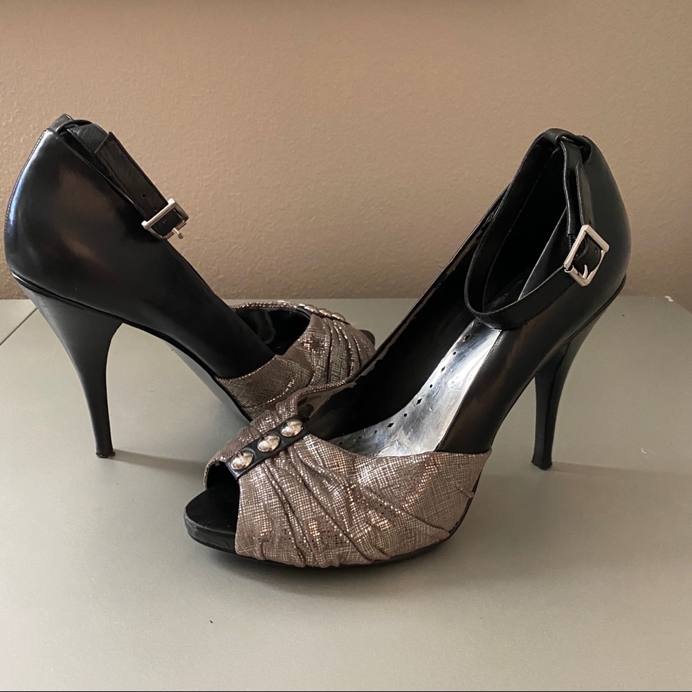 BCBG Exus Silver & Black Ankle Strap Pump